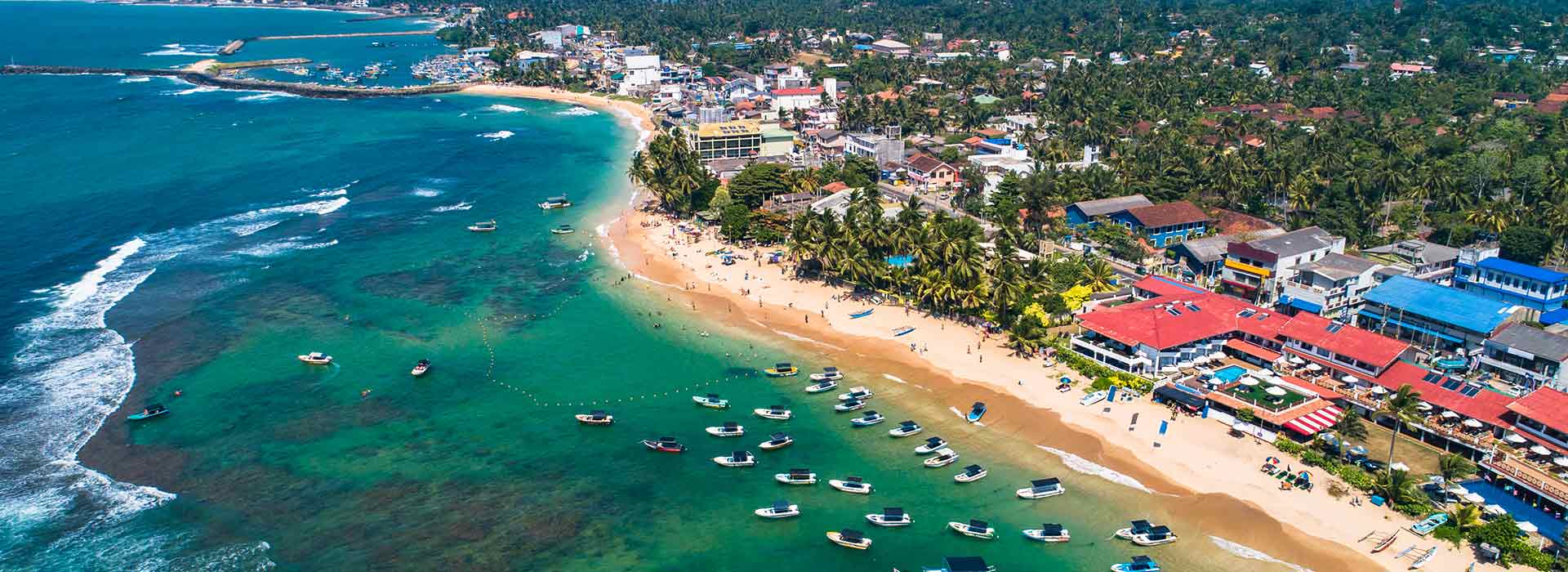 HIKKADUWA-BEACH